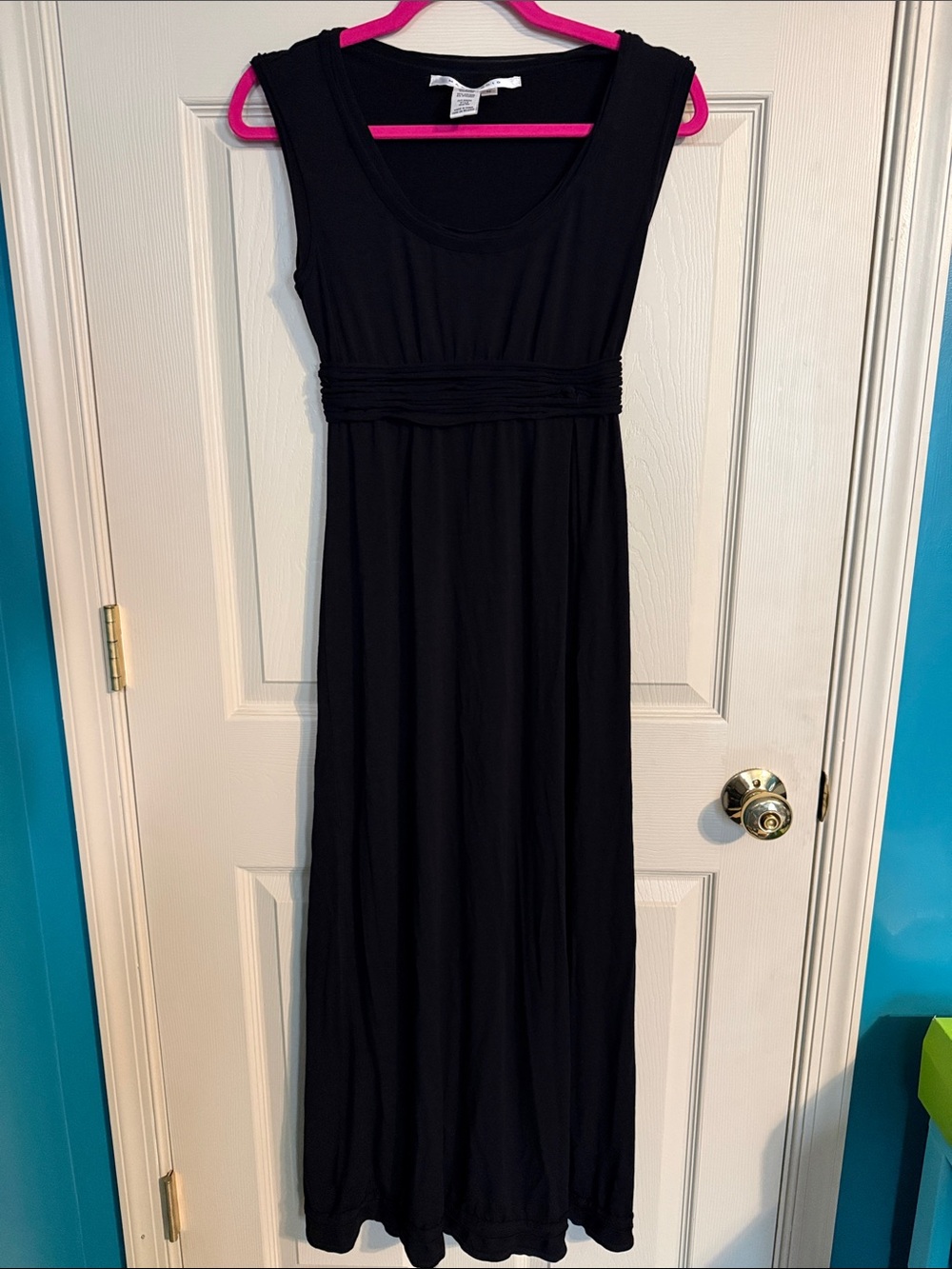 Max Studio Black Sleeveless Ruched-Waist Maxi Dress